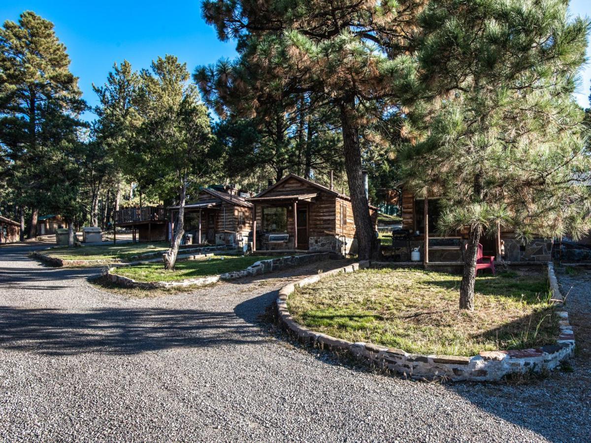 Apache Village Cabinette 15, Queen Bed, Midtown, Sleeps 2 Ruidoso Exteriör bild